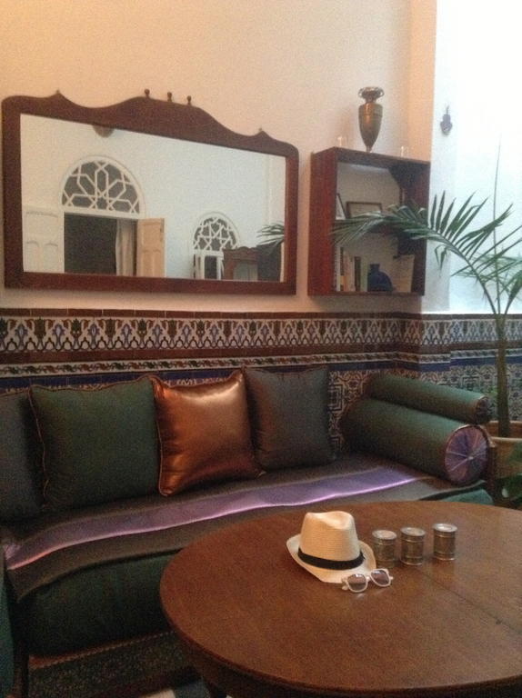 Dar Nakhla Naciria Hotel แทนเจียร์ ภายนอก รูปภาพ